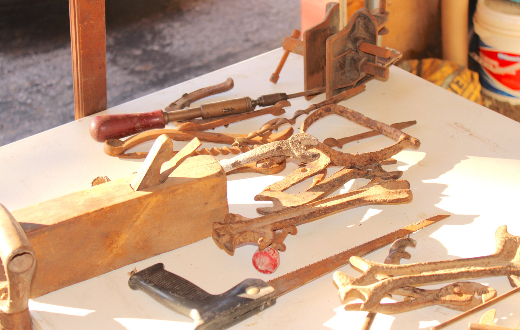 Image for LIVING ESTATE AUCTION