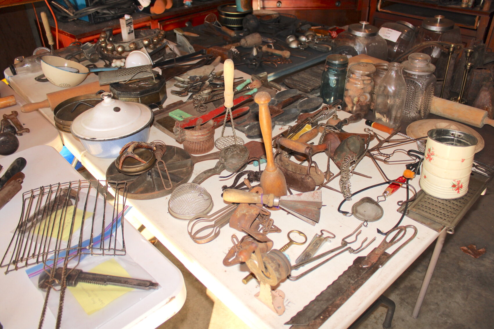 Image for LIVING ESTATE AUCTION