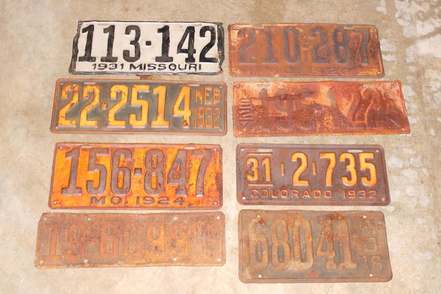 Image for LIVING ESTATE AUCTION