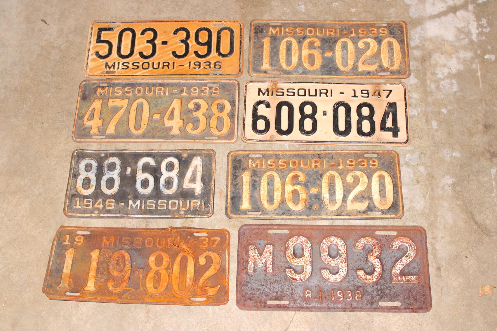 Image for LIVING ESTATE AUCTION