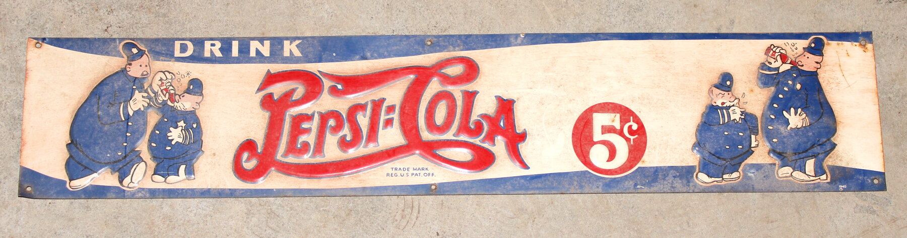 Image for LIVING ESTATE AUCTION