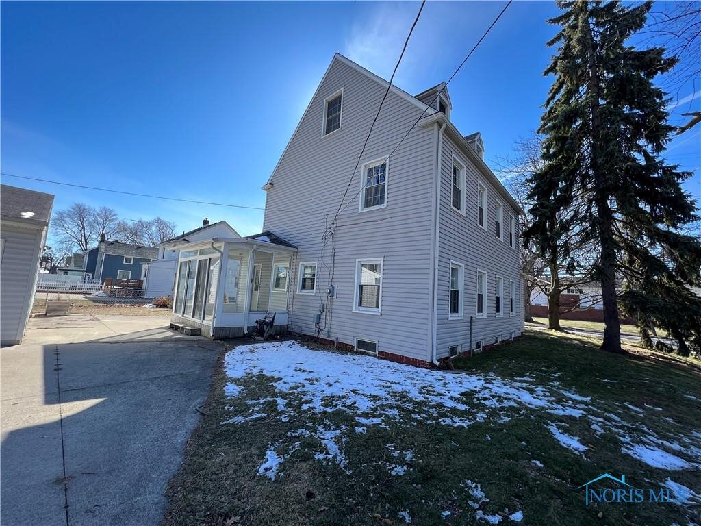 Image for MINIMUM BID AUCTION $99,000! 2823 131st St