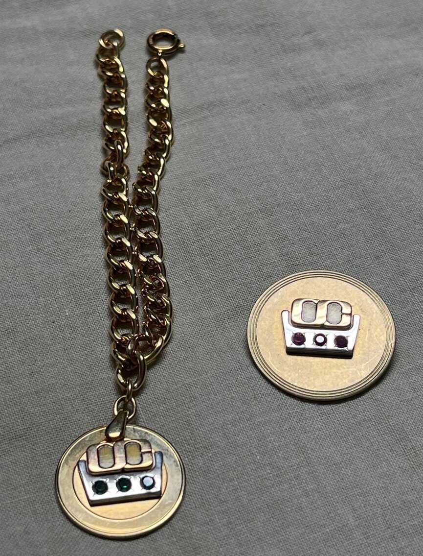 Image for Jewelry, Coins, Longaberger, Sewing, Collectibles, Furniture, Tools, Grand Marquis (Falla)