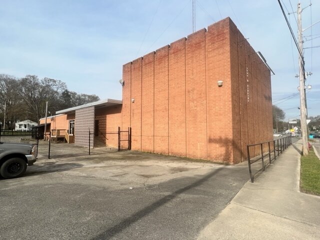 Image for 1404 W. Airline Avenue-COMMERCIAL REAL ESTATE