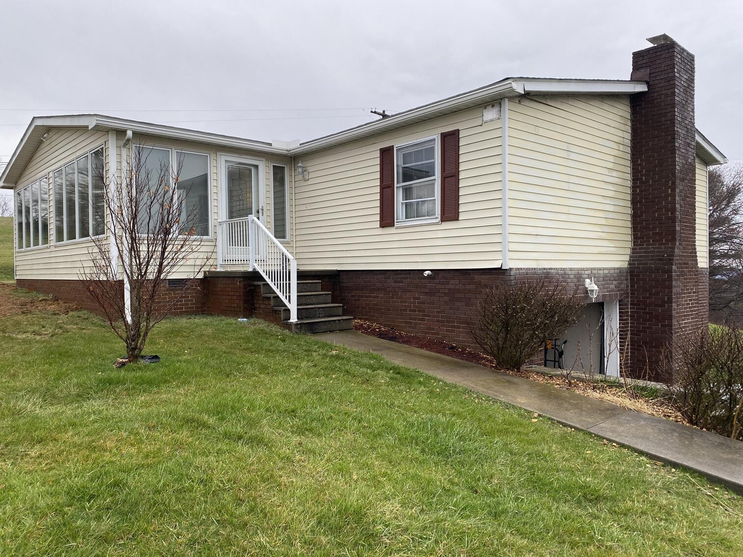 Image for SOLD $220,000 - 3 Bedroom Morgantown Home on 2.61 Acres