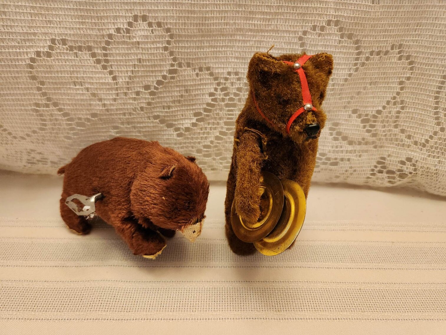 Image for LIVING ESTATE AUCTION