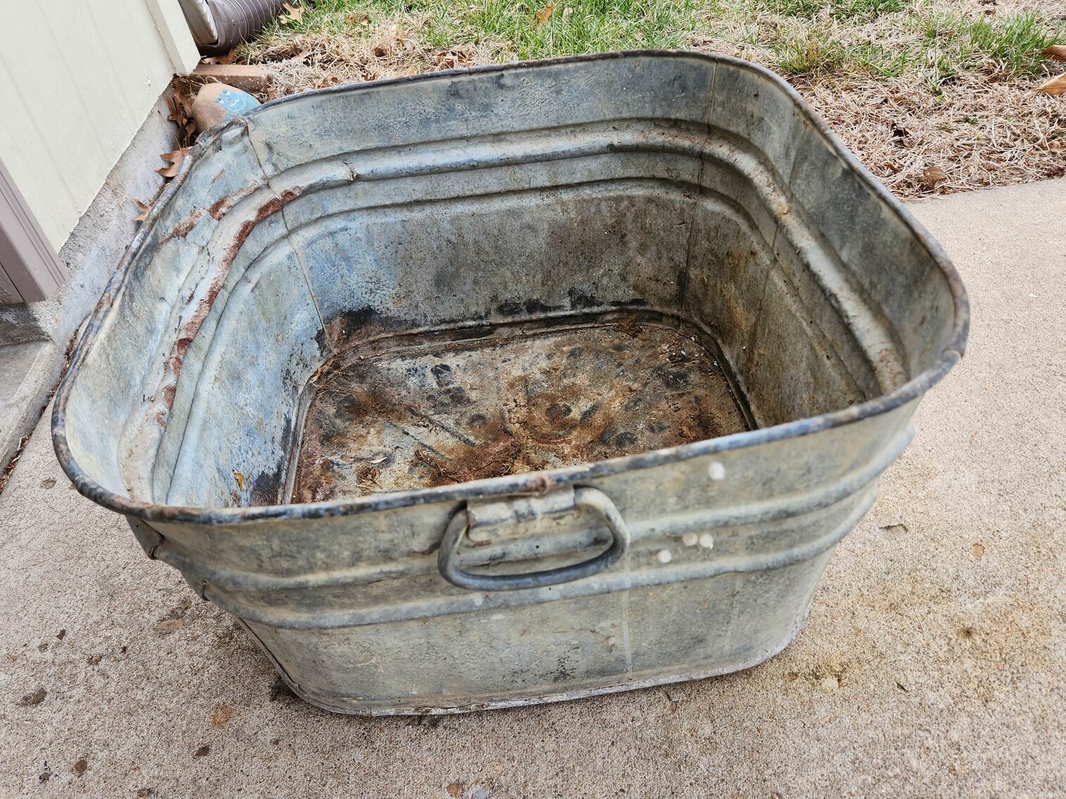 Image for LIVING ESTATE AUCTION