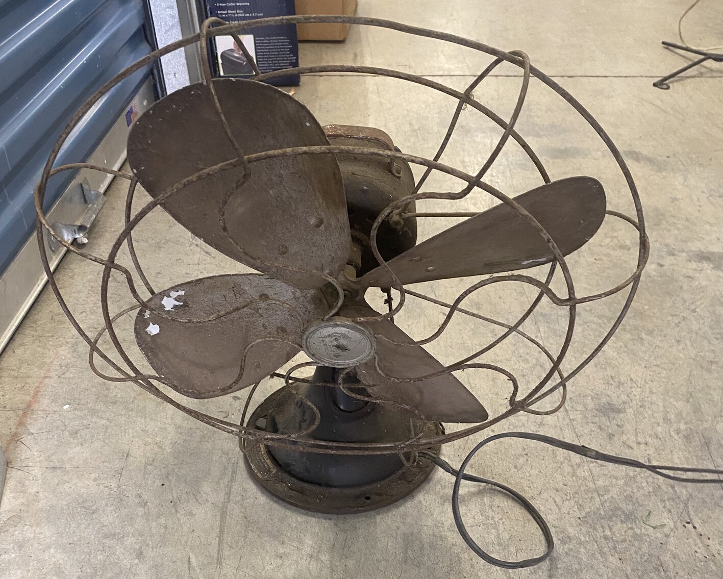 Image for HUGE 2-RING COLLECTOR'S ESTATE AUCTION