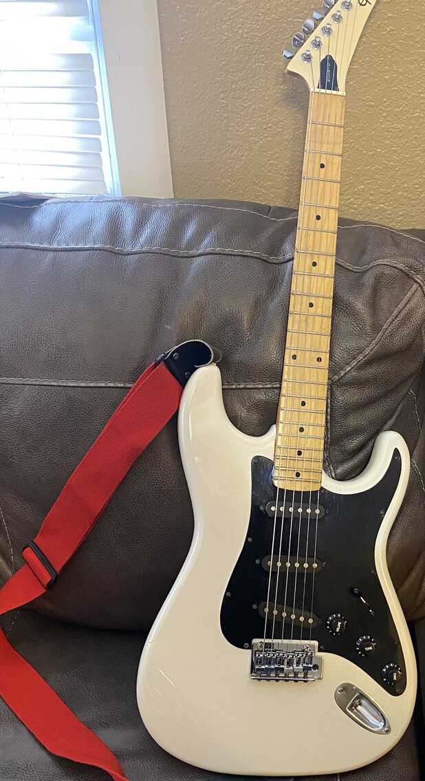 Image for HUGE 2-RING COLLECTOR'S ESTATE AUCTION