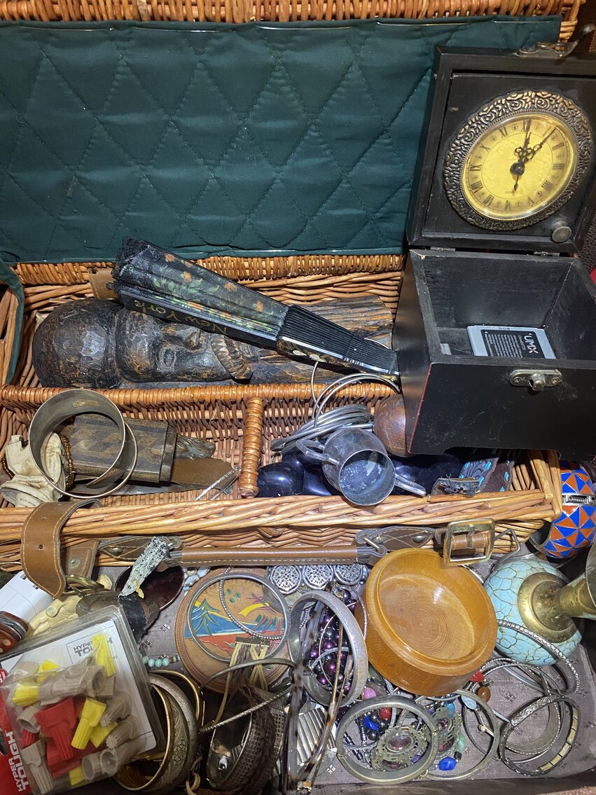 Image for HUGE 2-RING COLLECTOR'S ESTATE AUCTION