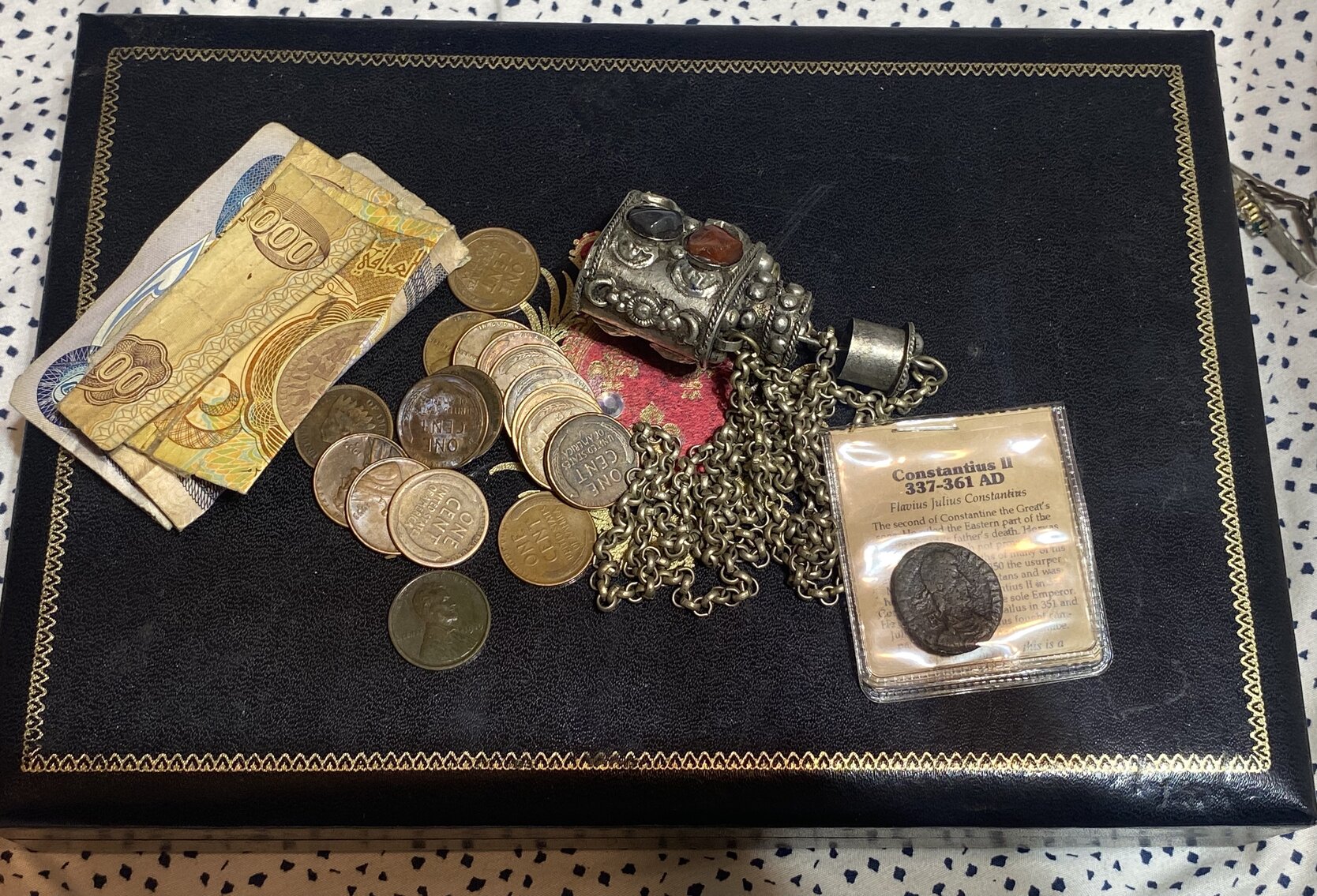 Image for HUGE 2-RING COLLECTOR'S ESTATE AUCTION