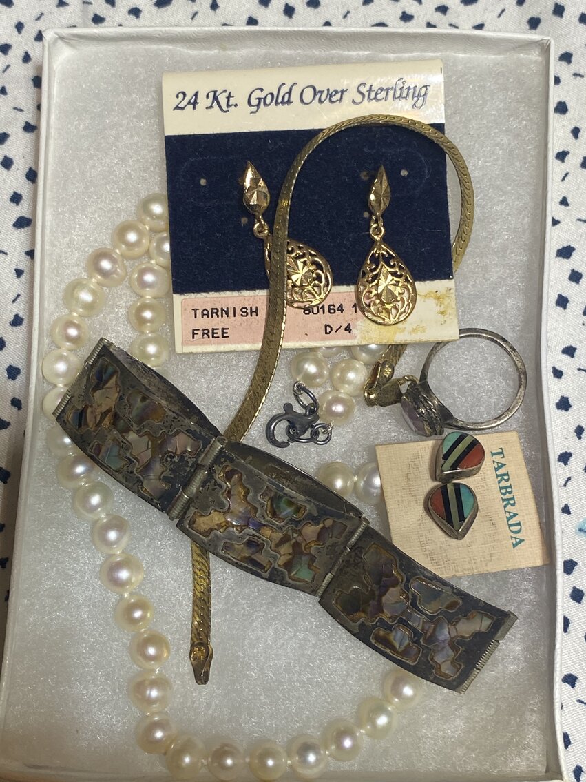 Image for HUGE 2-RING COLLECTOR'S ESTATE AUCTION