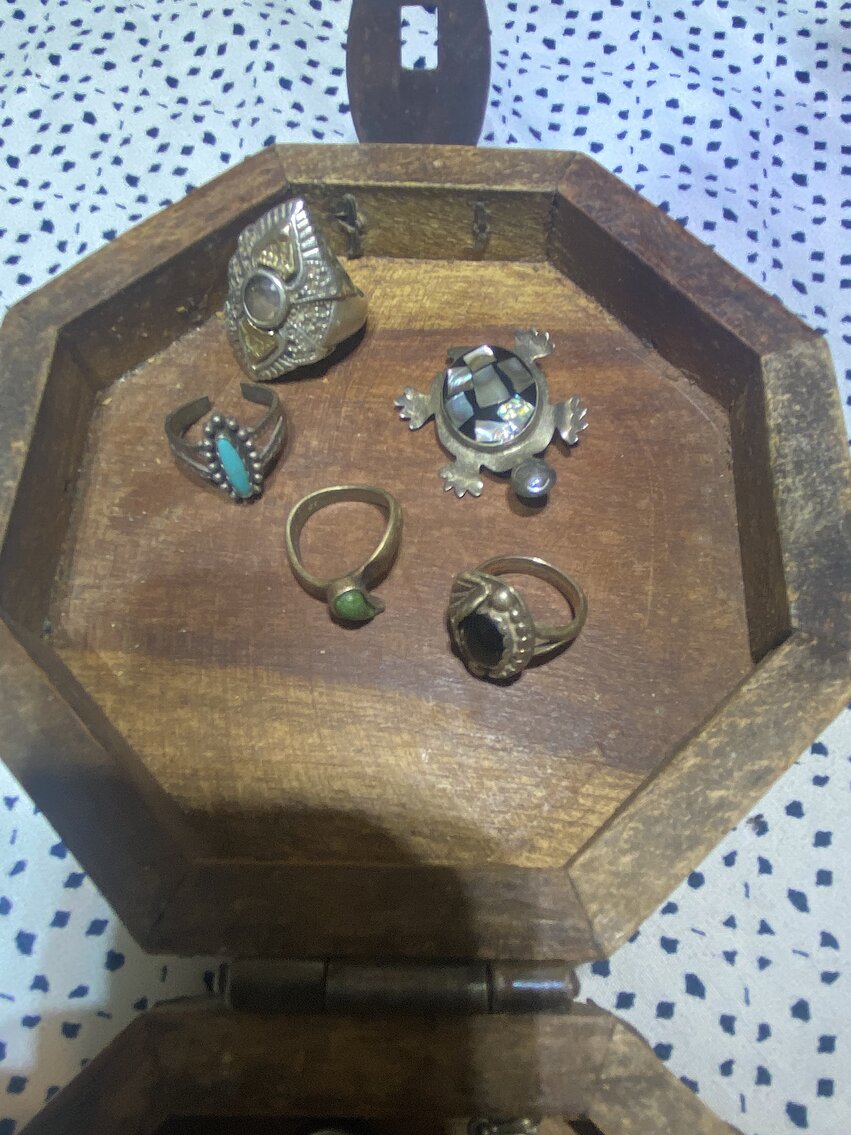 Image for HUGE 2-RING COLLECTOR'S ESTATE AUCTION