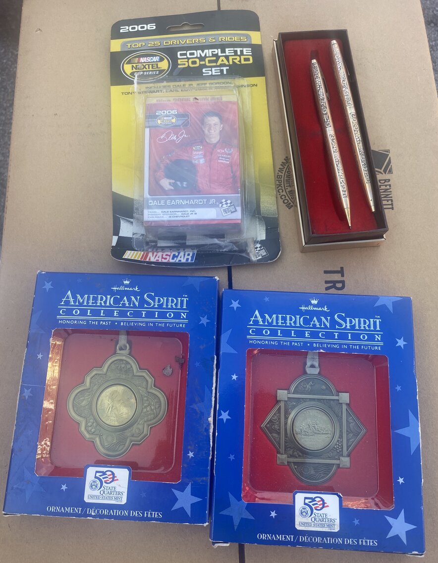 Image for HUGE 2-RING COLLECTOR'S ESTATE AUCTION