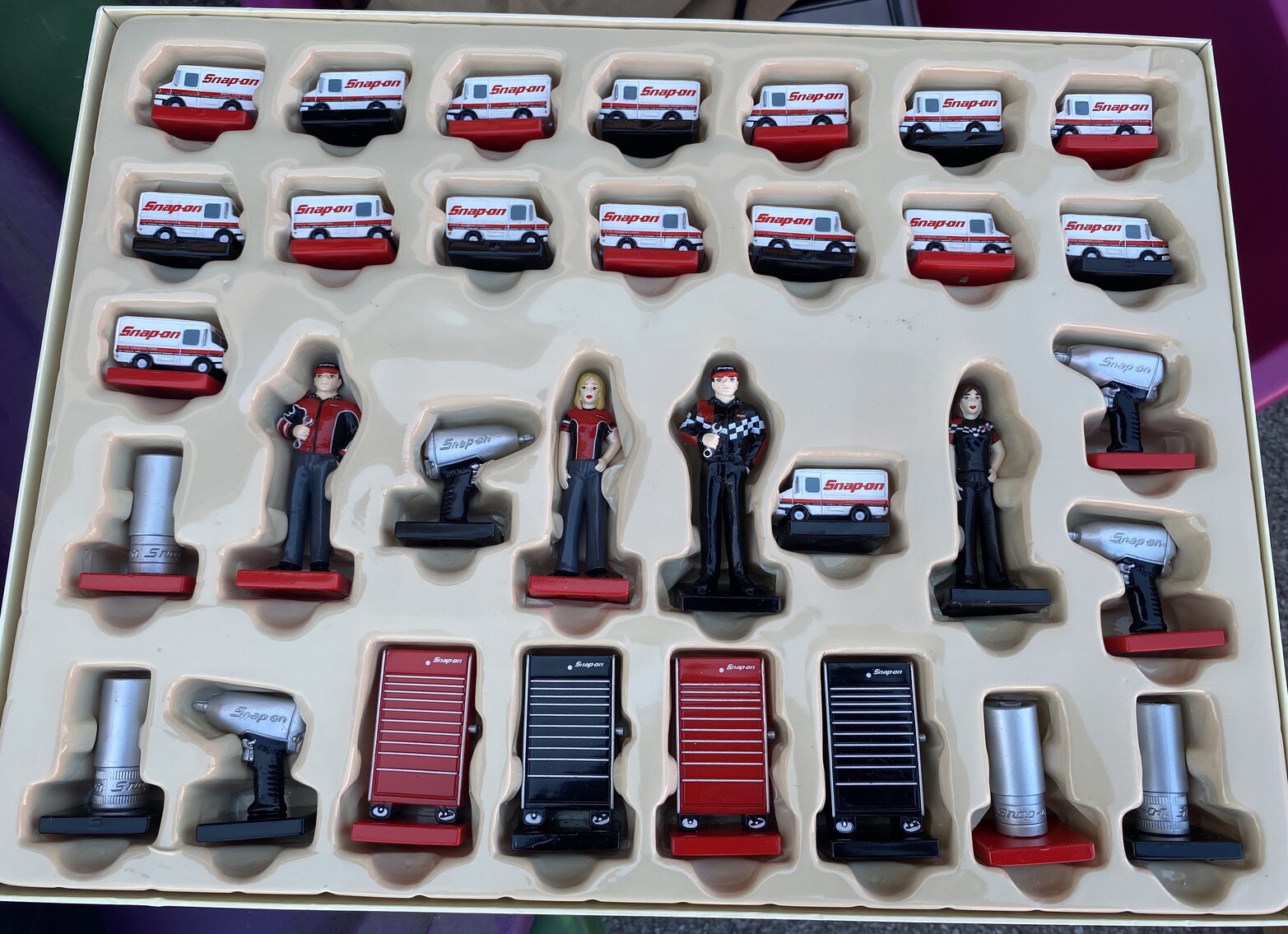 Image for HUGE 2-RING COLLECTOR'S ESTATE AUCTION