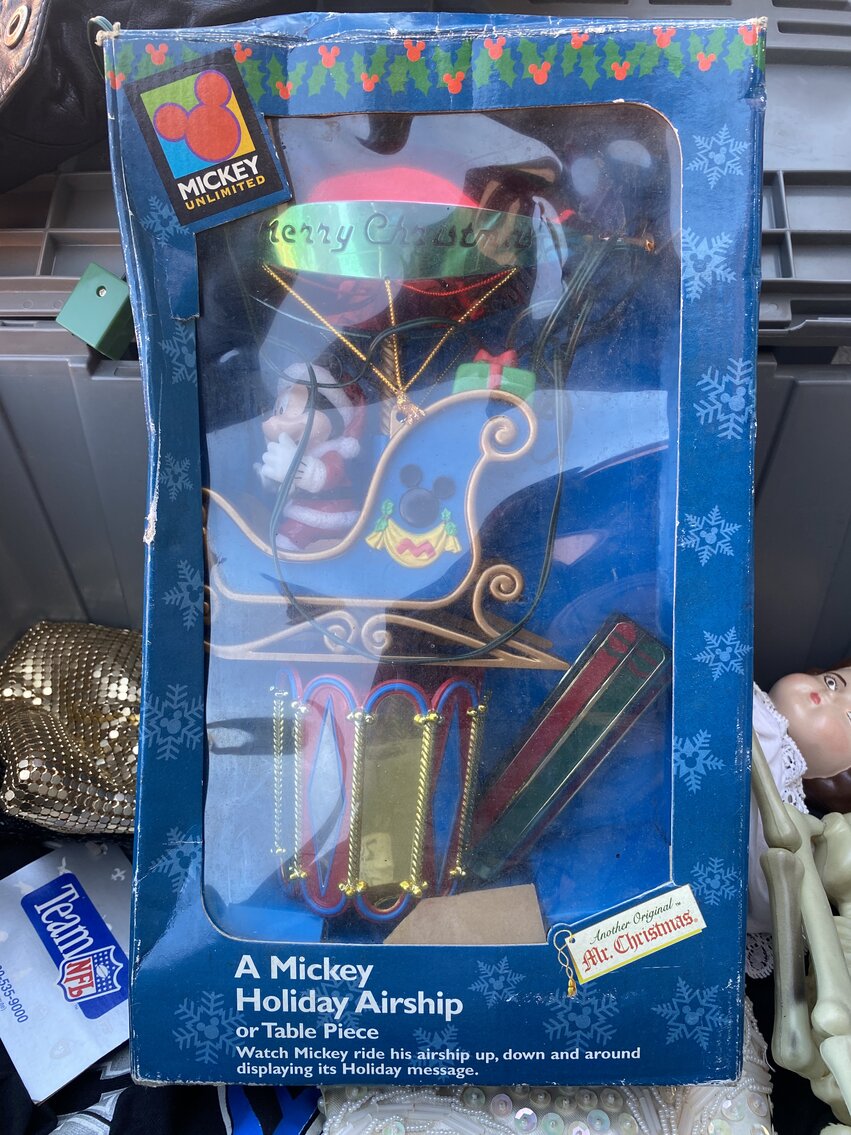 Image for HUGE 2-RING COLLECTOR'S ESTATE AUCTION