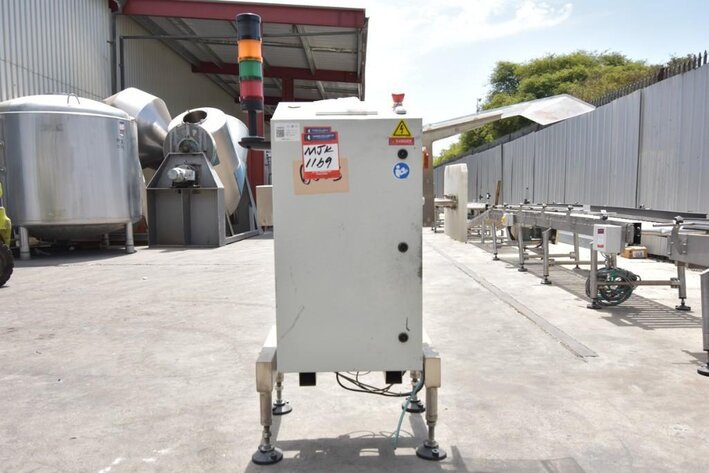 Image for ***SOLD*** MJK1169 Mettler Toledo Metal Check With Automated Push