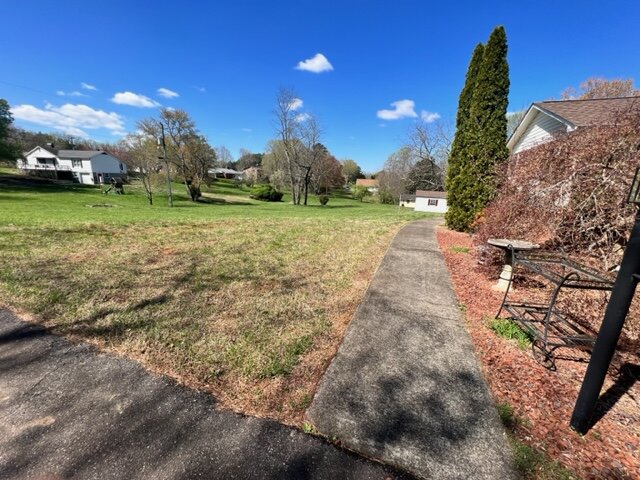 Image for 819 Gordon Court-REAL ESTATE