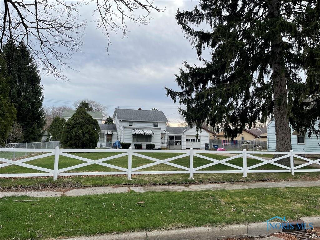 Image for MINIMUM BID AUCTION $39,000! 1353 Abbott Ave