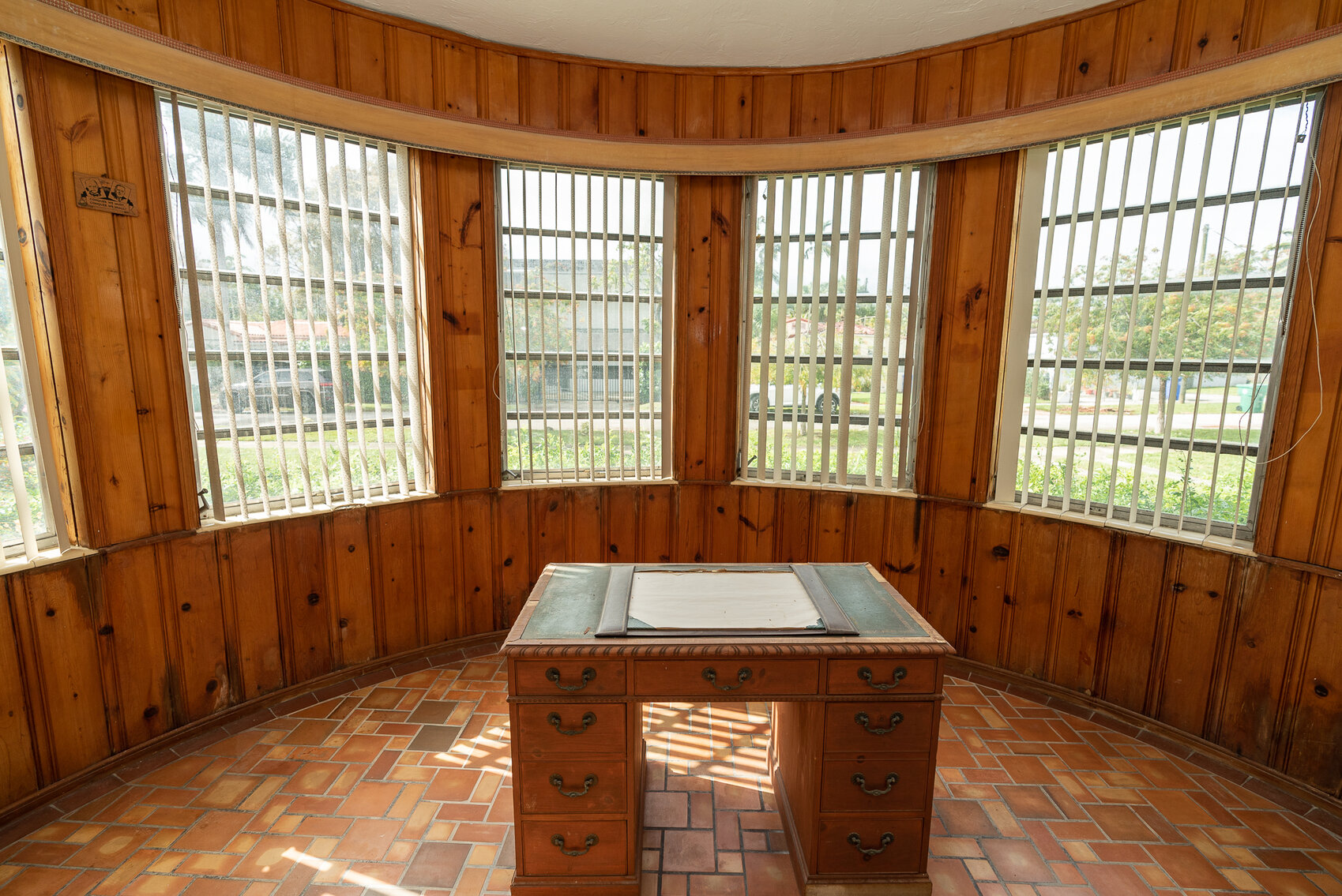 Image for Real Estate Auction by Order of the Bettye and Gerry R. Munro Estate