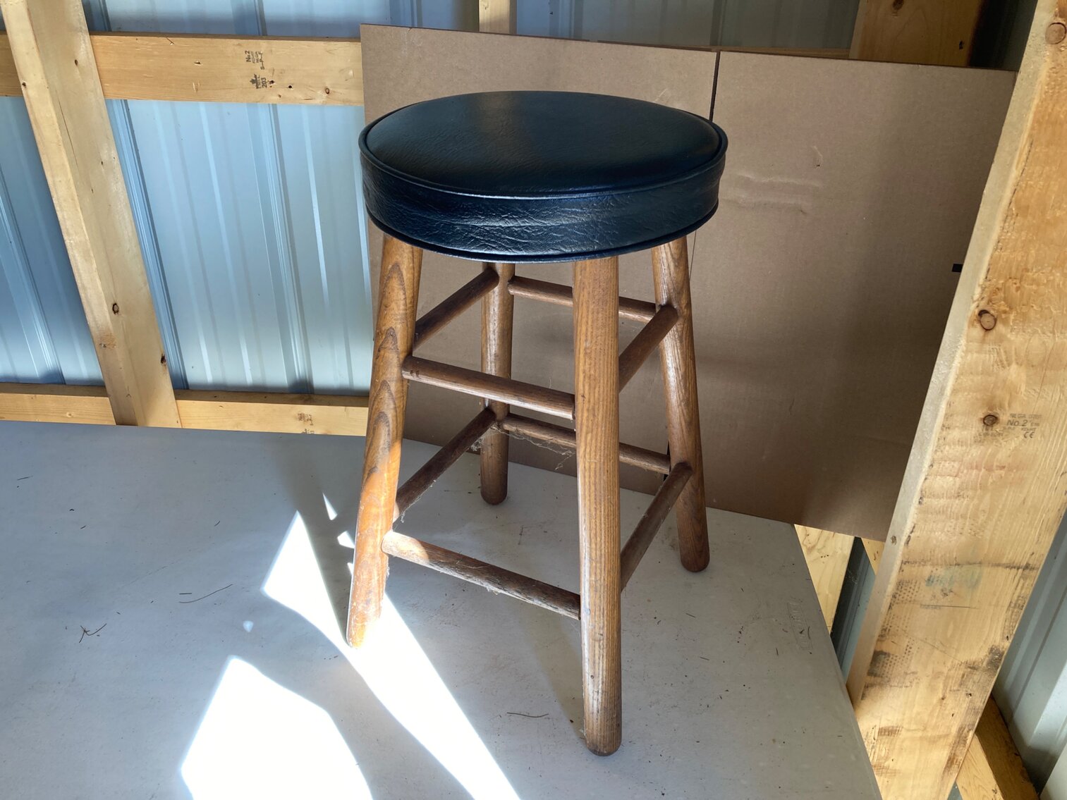 23” Barstool