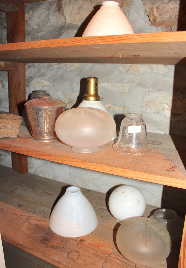 Image for ANTIQUE DEALER'S ESTATE AUCTION