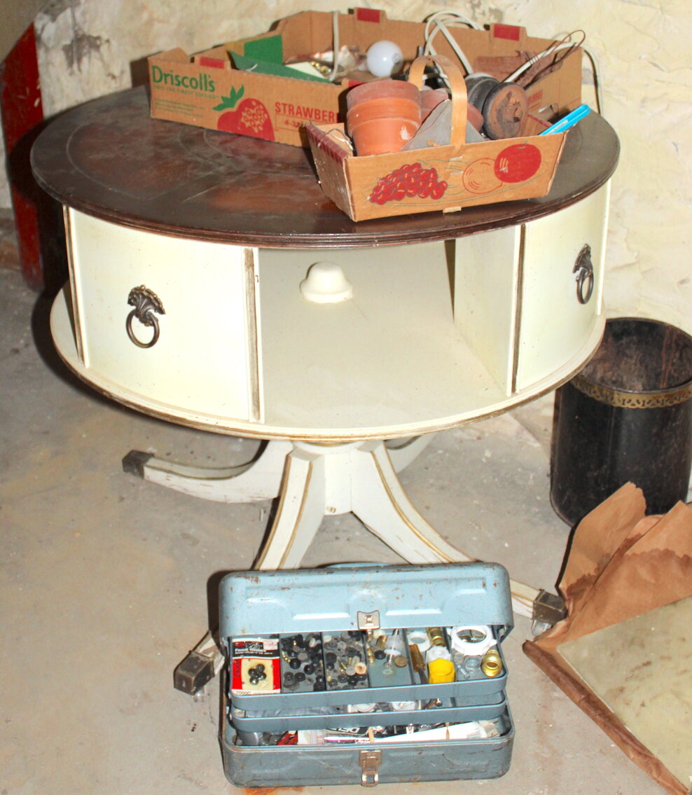 Image for ANTIQUE DEALER'S ESTATE AUCTION