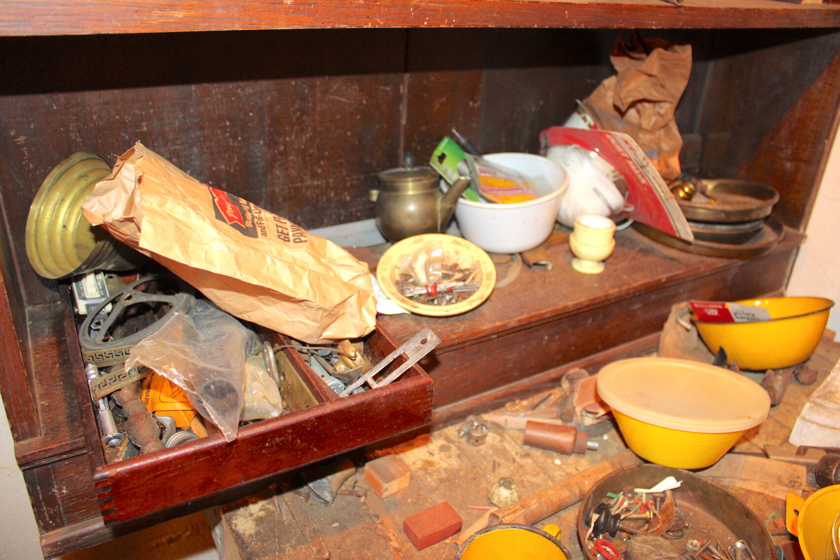 Image for ANTIQUE DEALER'S ESTATE AUCTION