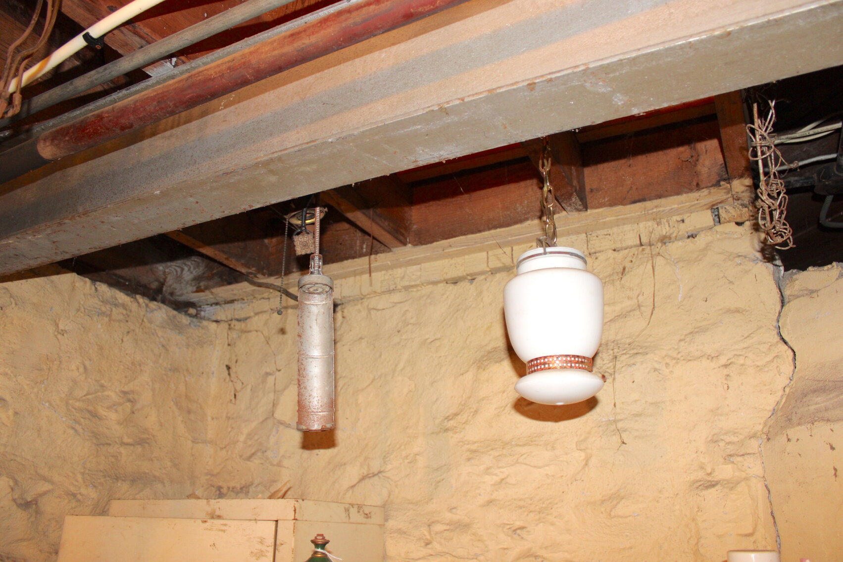 Image for ANTIQUE DEALER'S ESTATE AUCTION