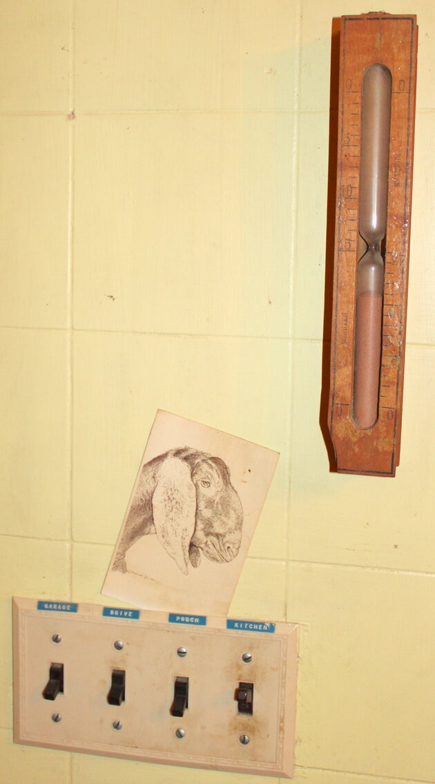 Image for ANTIQUE DEALER'S ESTATE AUCTION