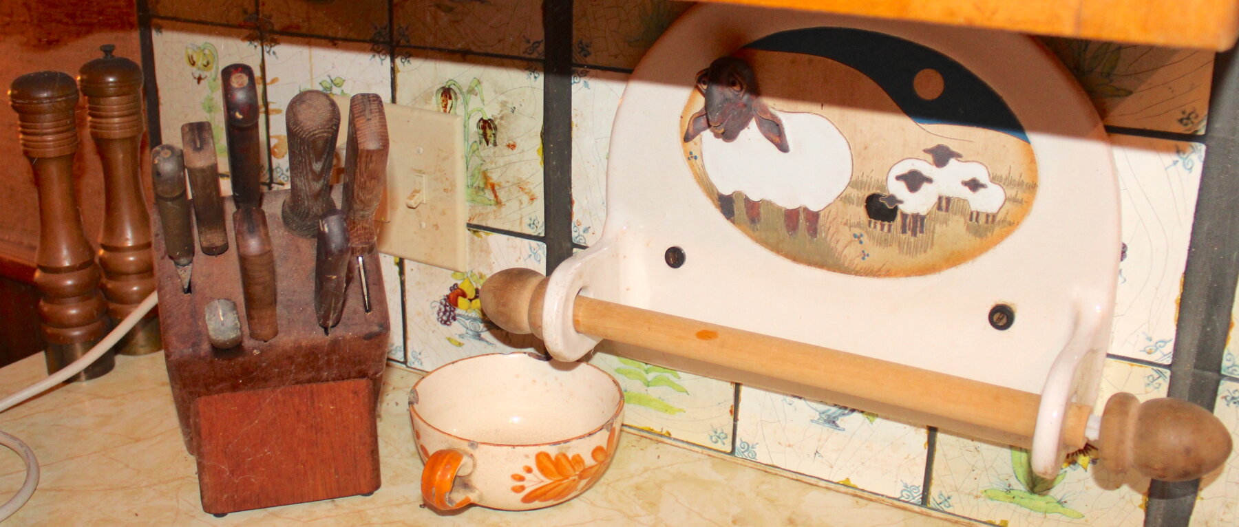 Image for ANTIQUE DEALER'S ESTATE AUCTION