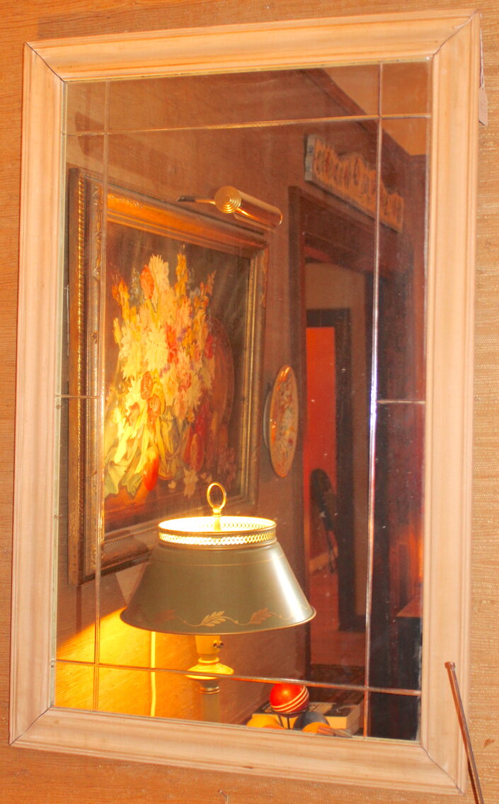 Image for ANTIQUE DEALER'S ESTATE AUCTION