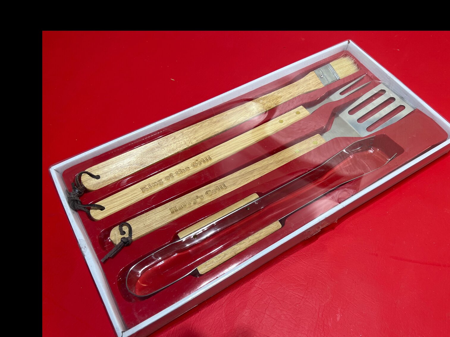 Barbecuing tools