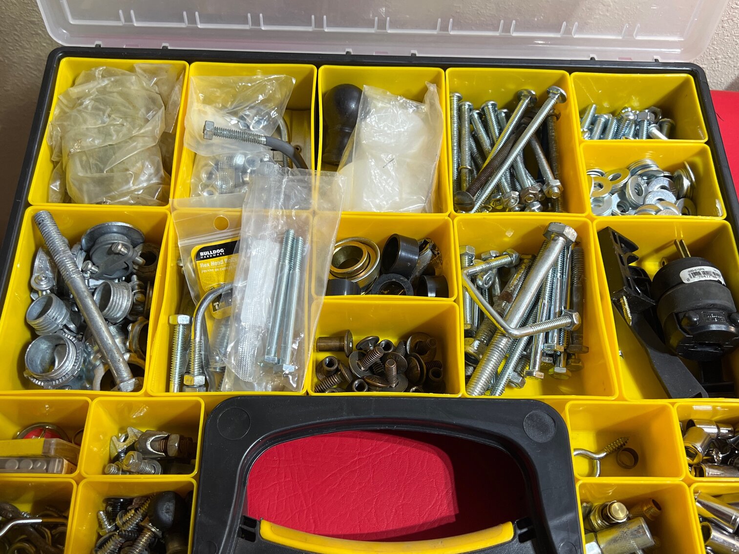 20 bin storage case with hardware