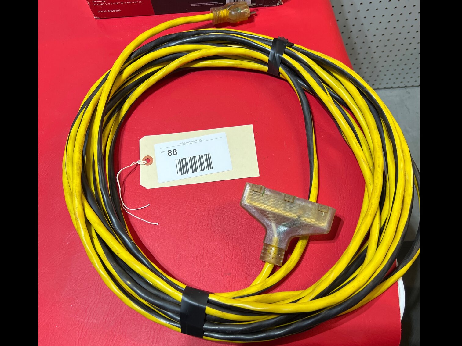 Heavy duty cord with lighted end 