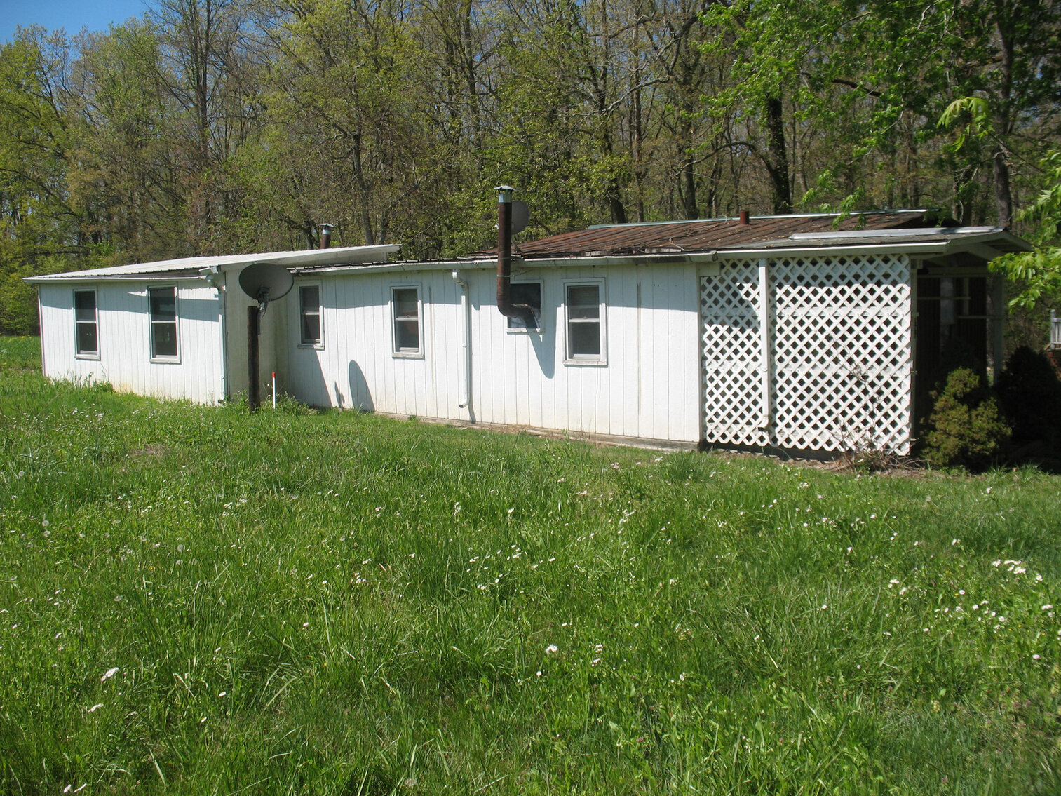 Image for 1255 Simpson Road, Bradyville