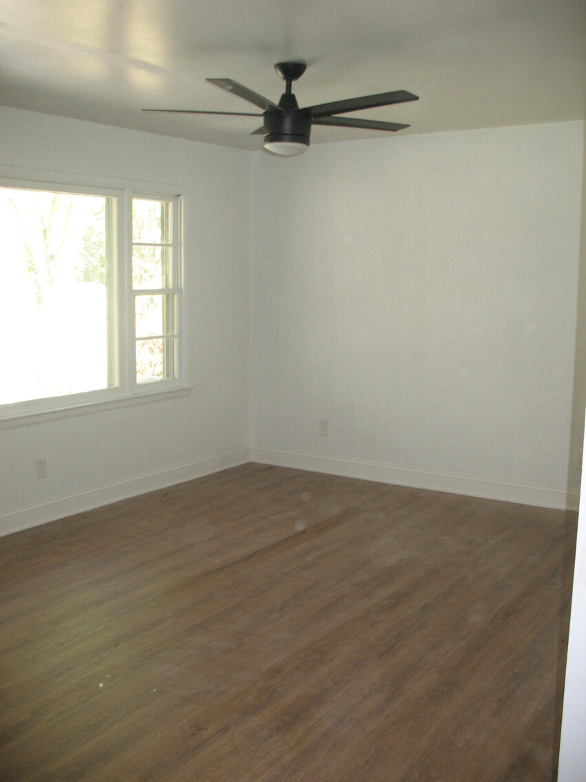 Image for 1255 Simpson Road, Bradyville