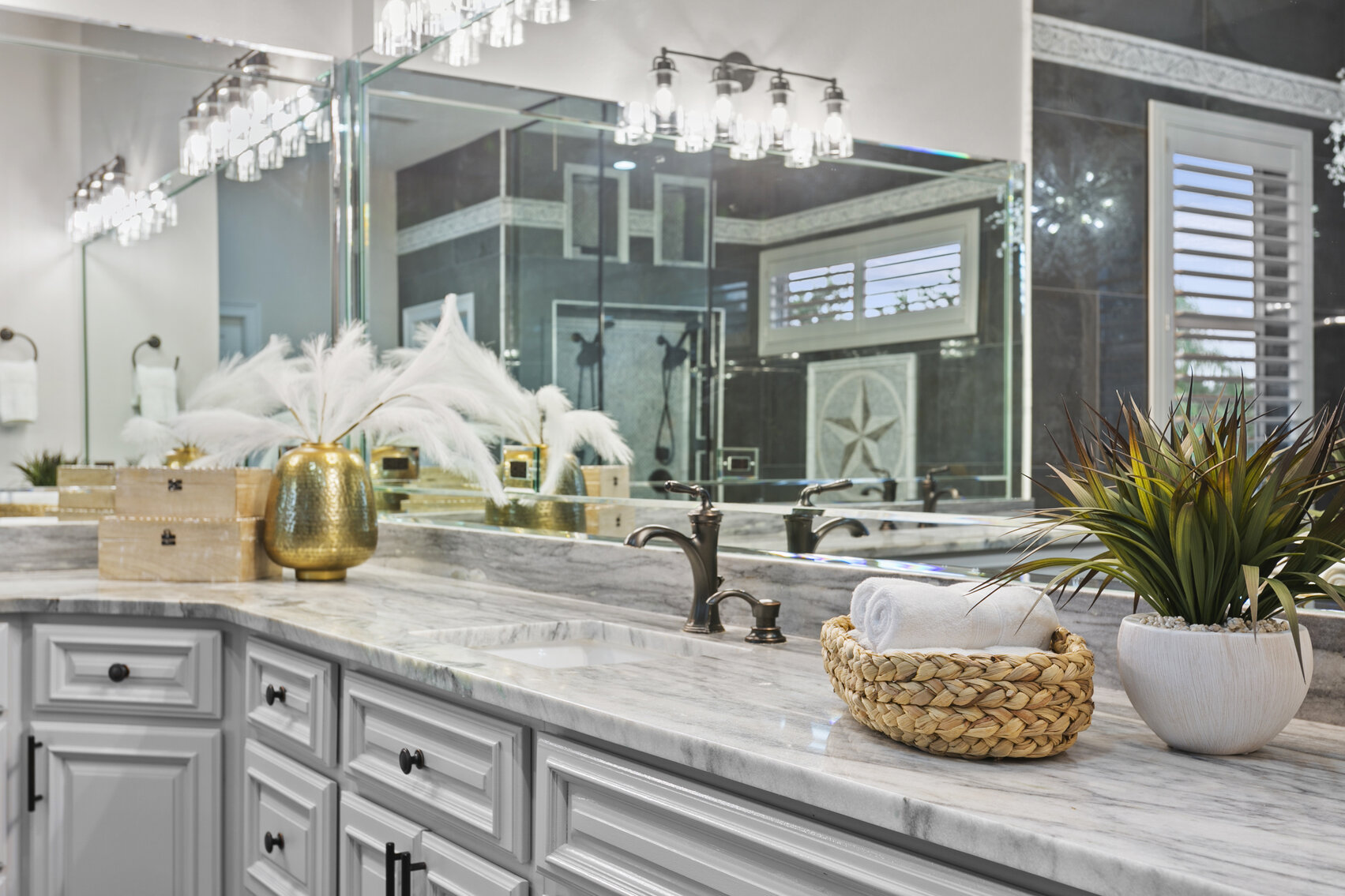 Image for For Sale ONLY at AUCTION Multigenerational 6 Bedroom 5,274 Sq. Ft. Home