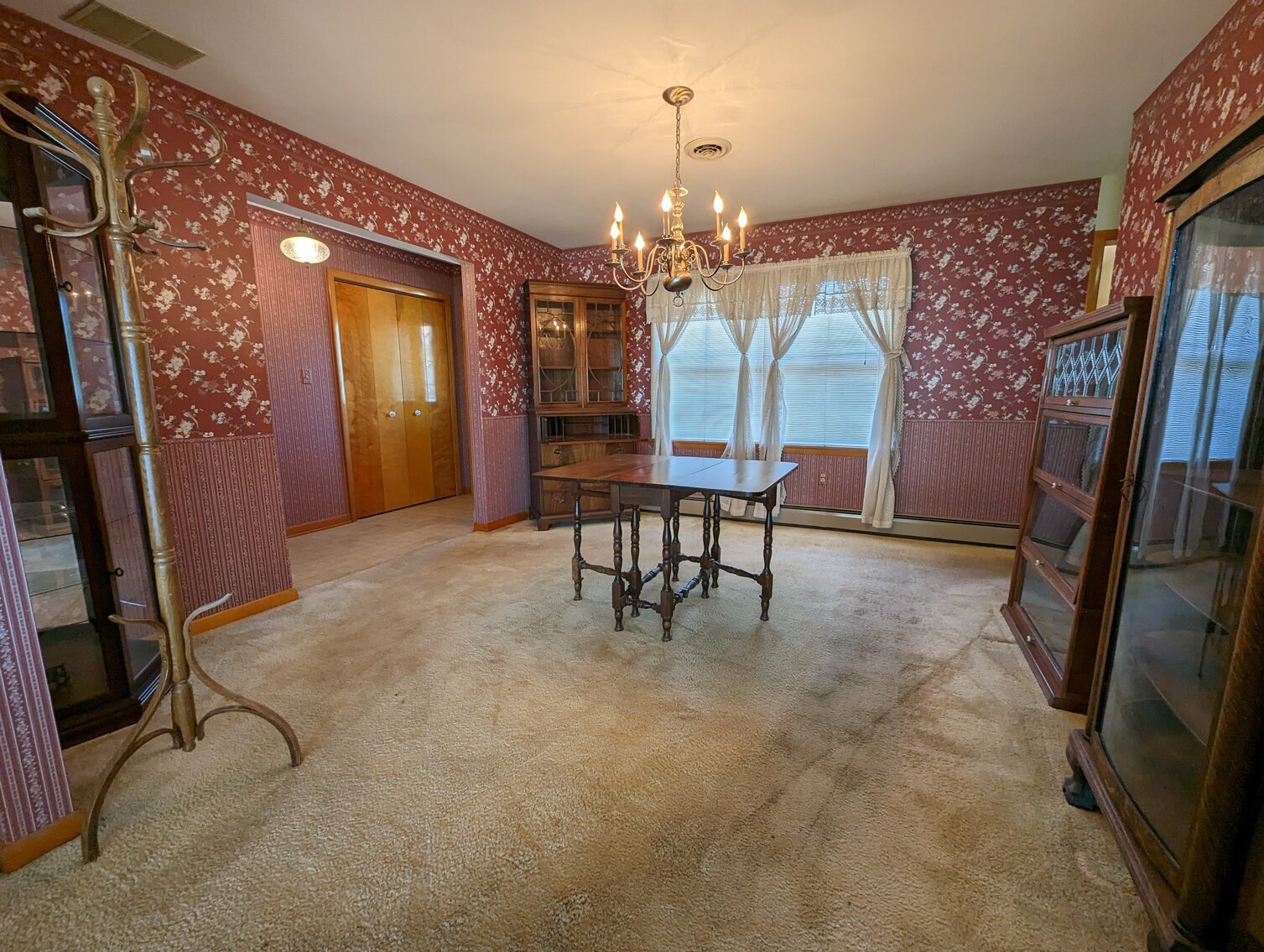 Image for 100+/- FT ON BUSH RIVER 4 BR, 2.5 BA RANCHER;  MULTI-SLIP 180+/- FT PIER W/ WATER & ELECTRIC; ATT. 2-CAR GARAGE / 0.9+/- ACRE LOT W/ CONTENT