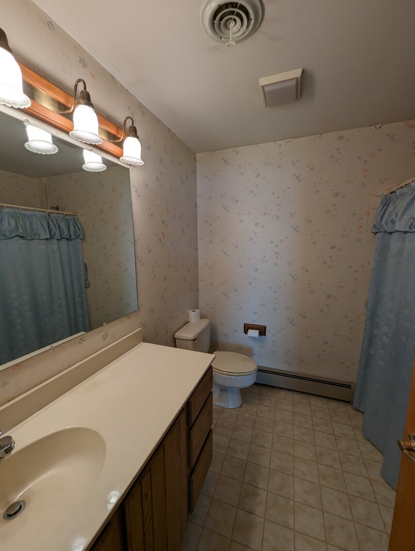 Image for 100+/- FT ON BUSH RIVER 4 BR, 2.5 BA RANCHER;  MULTI-SLIP 180+/- FT PIER W/ WATER & ELECTRIC; ATT. 2-CAR GARAGE / 0.9+/- ACRE LOT W/ CONTENT