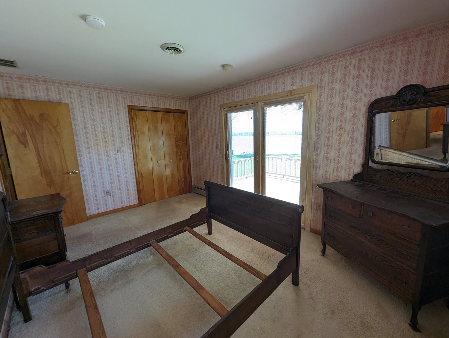 Image for 100+/- FT ON BUSH RIVER 4 BR, 2.5 BA RANCHER;  MULTI-SLIP 180+/- FT PIER W/ WATER & ELECTRIC; ATT. 2-CAR GARAGE / 0.9+/- ACRE LOT W/ CONTENT