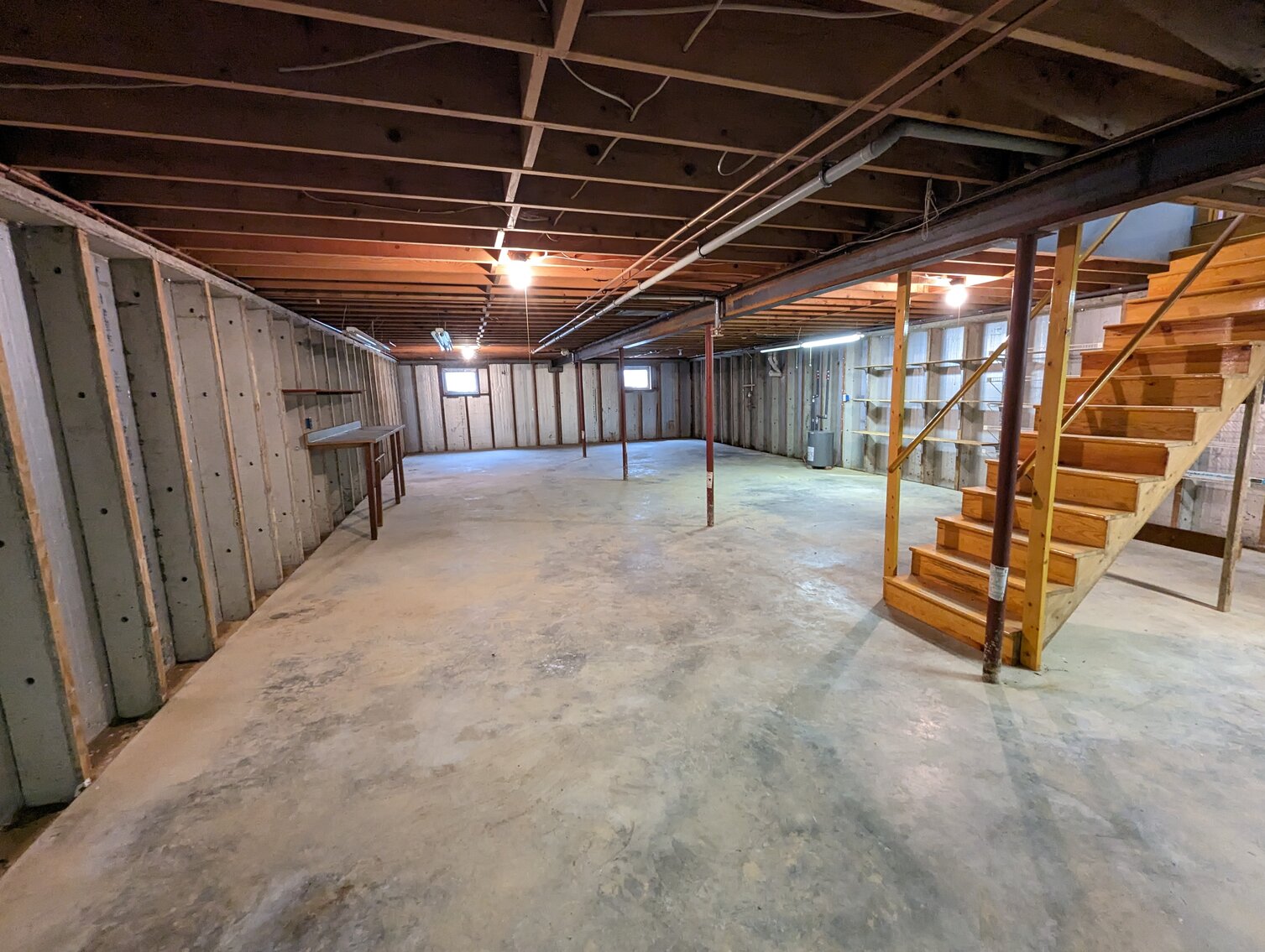 Image for 100+/- FT ON BUSH RIVER 4 BR, 2.5 BA RANCHER;  MULTI-SLIP 180+/- FT PIER W/ WATER & ELECTRIC; ATT. 2-CAR GARAGE / 0.9+/- ACRE LOT W/ CONTENT