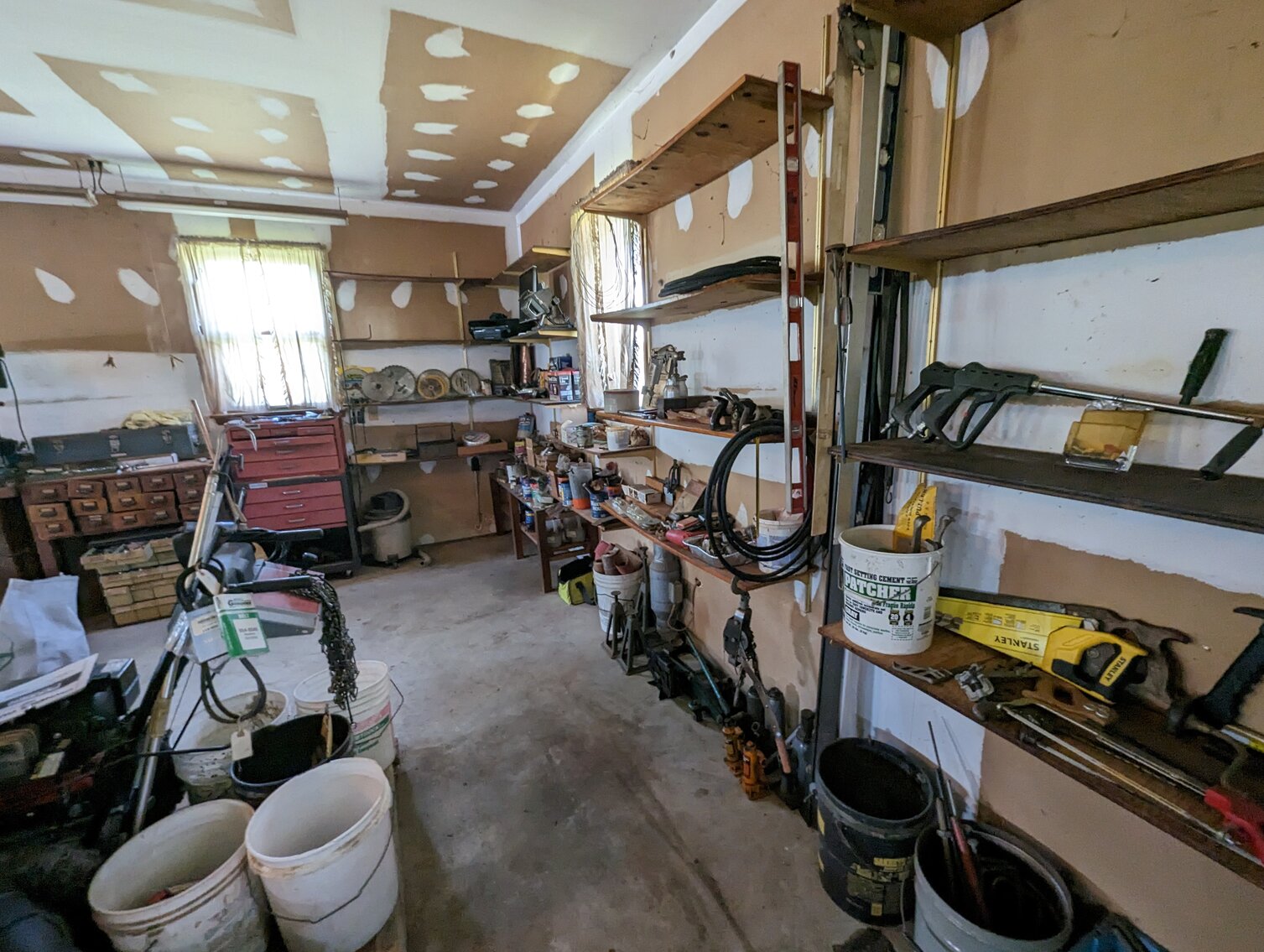 Image for 100+/- FT ON BUSH RIVER 4 BR, 2.5 BA RANCHER;  MULTI-SLIP 180+/- FT PIER W/ WATER & ELECTRIC; ATT. 2-CAR GARAGE / 0.9+/- ACRE LOT W/ CONTENT