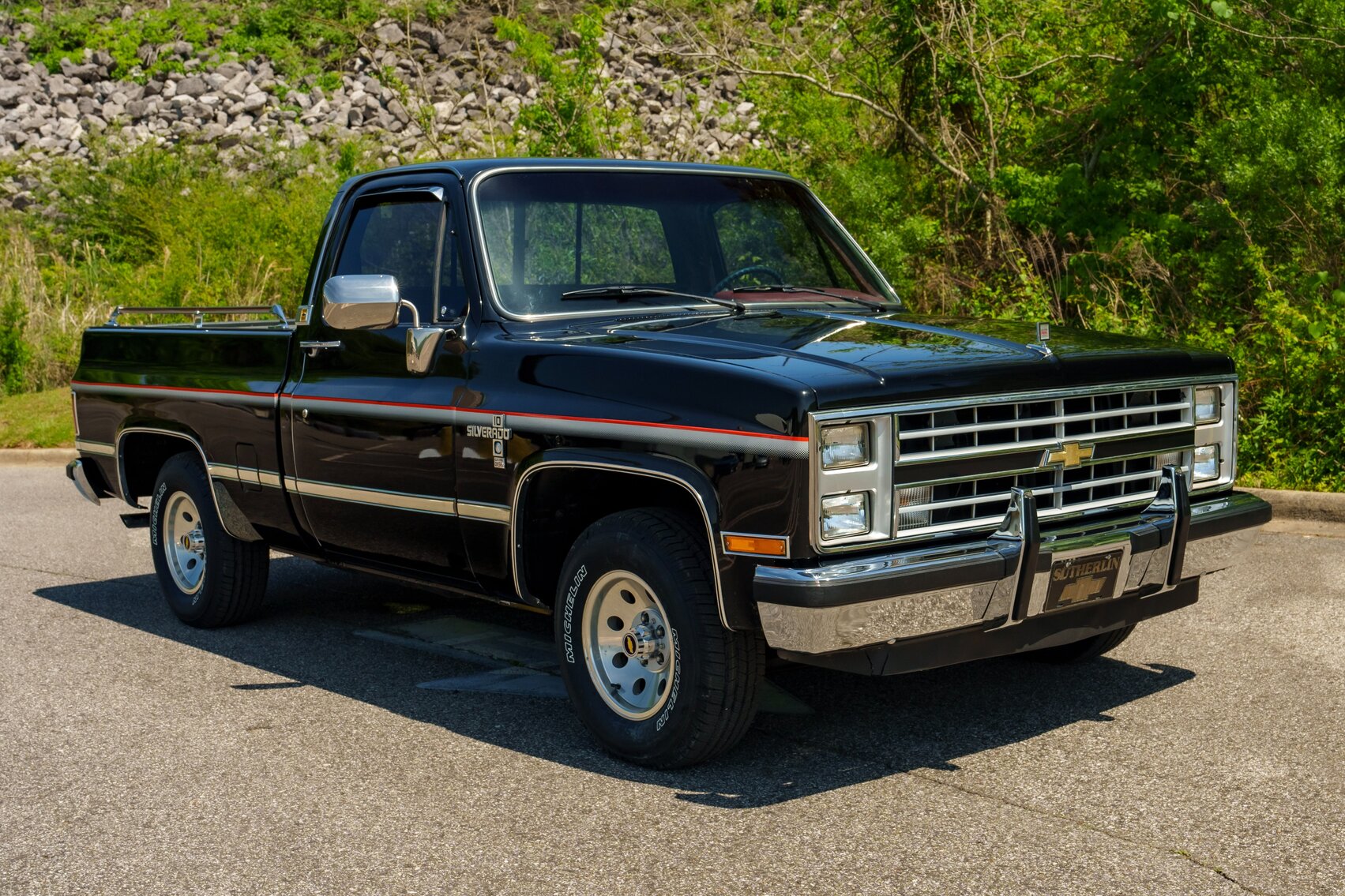 1985 CHEVROLET SILVERADO C-10