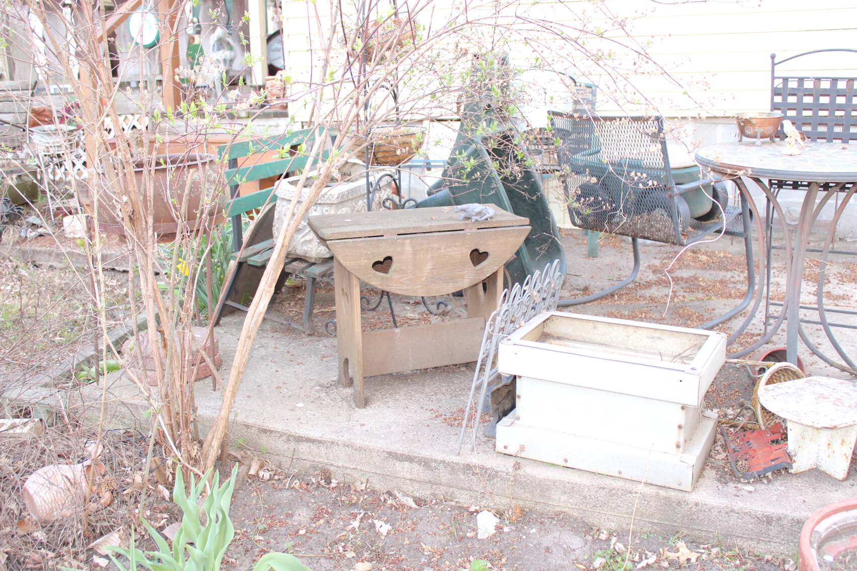 Image for ESTATE AUCTION