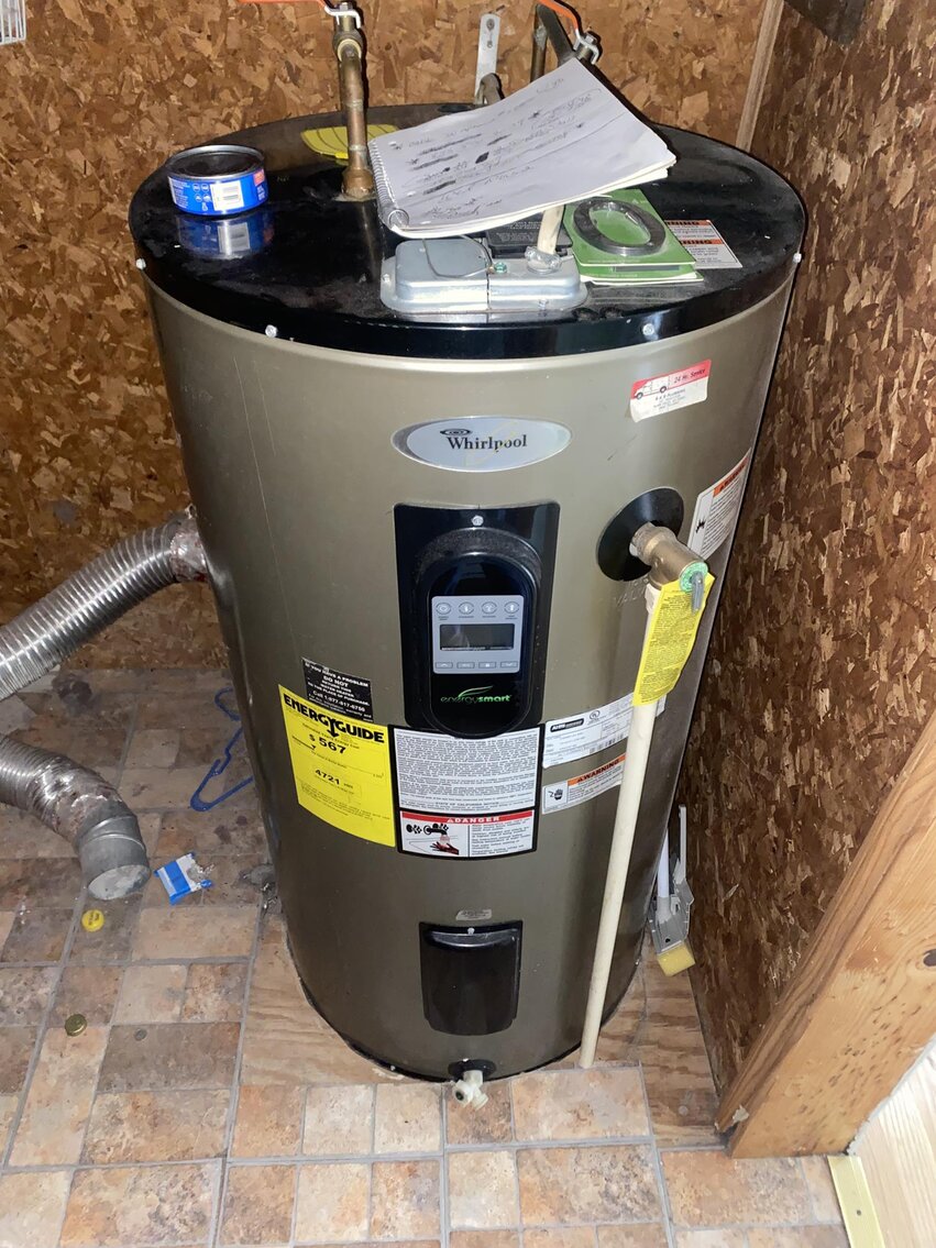 Image for SOLD $40,700 - 3 Bedroom House and Mobile Home Selling to the Highest Bidder