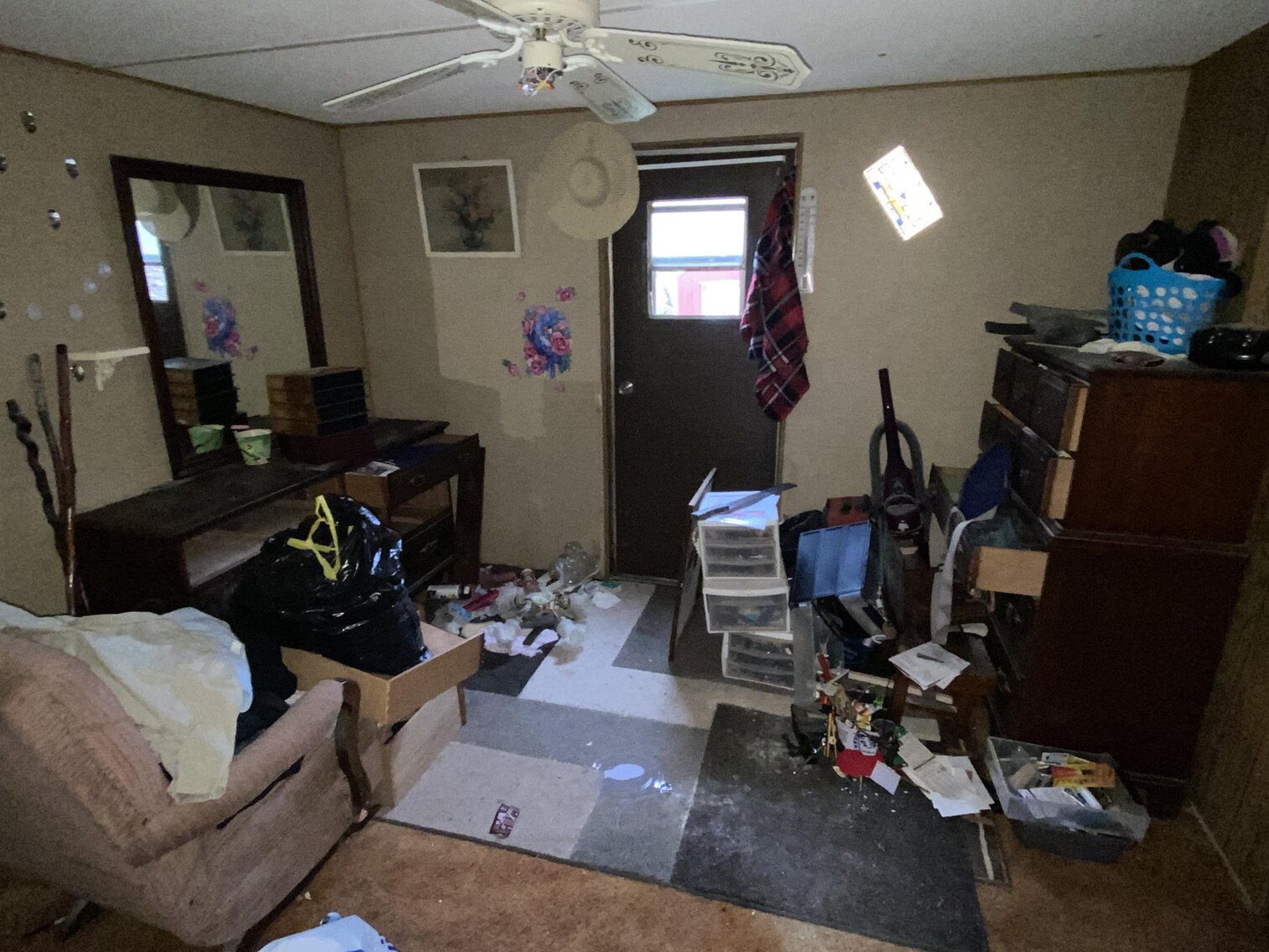 Image for SOLD $40,700 - 3 Bedroom House and Mobile Home Selling to the Highest Bidder