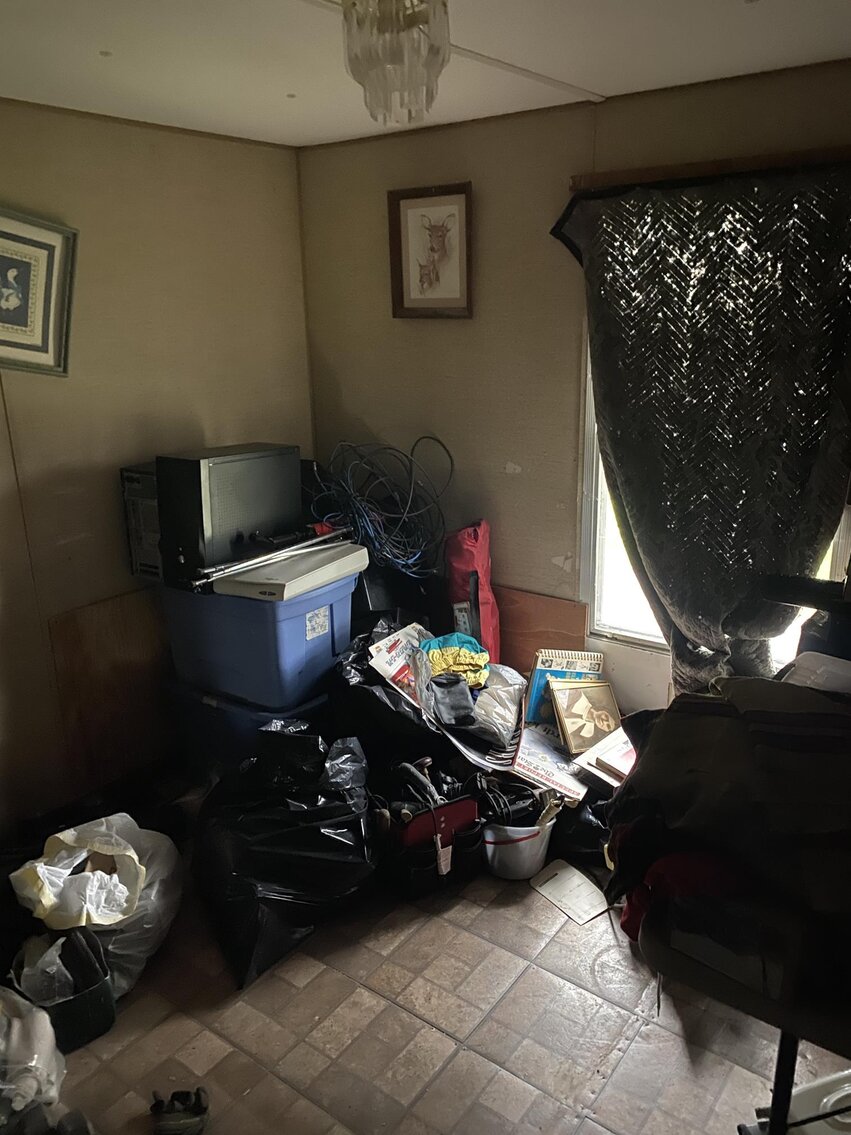 Image for SOLD $40,700 - 3 Bedroom House and Mobile Home Selling to the Highest Bidder