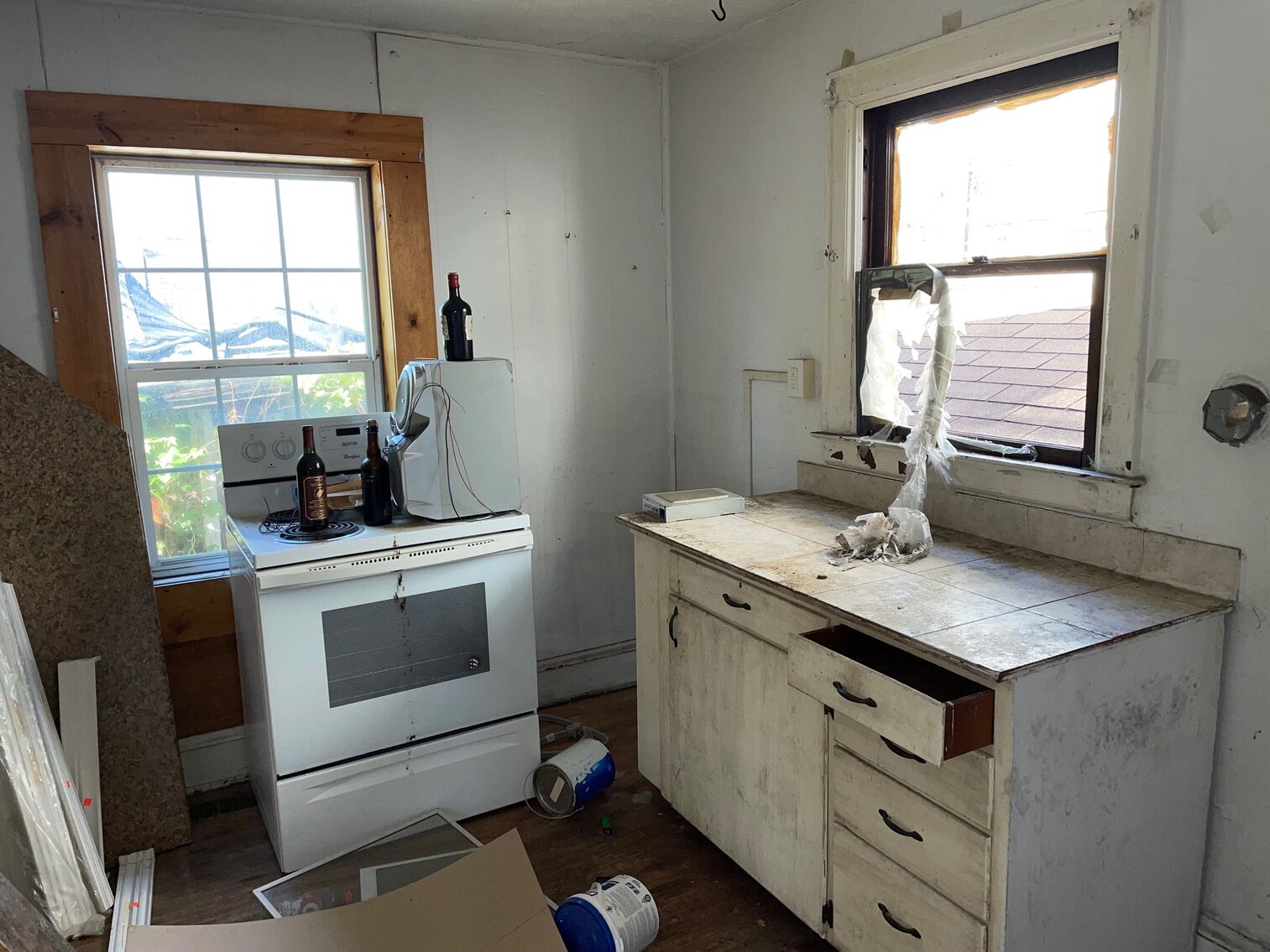 Image for SOLD $42,900 - 4 Bedroom home with Detached Apartment