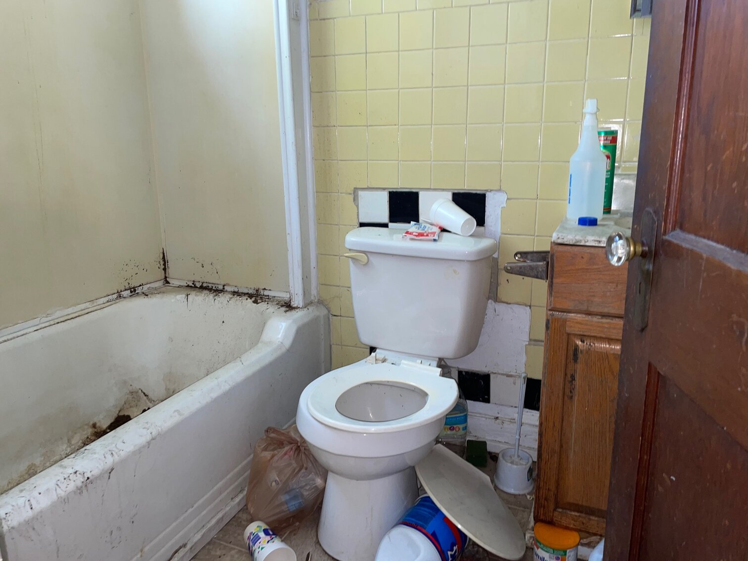 Image for SOLD $42,900 - 4 Bedroom home with Detached Apartment